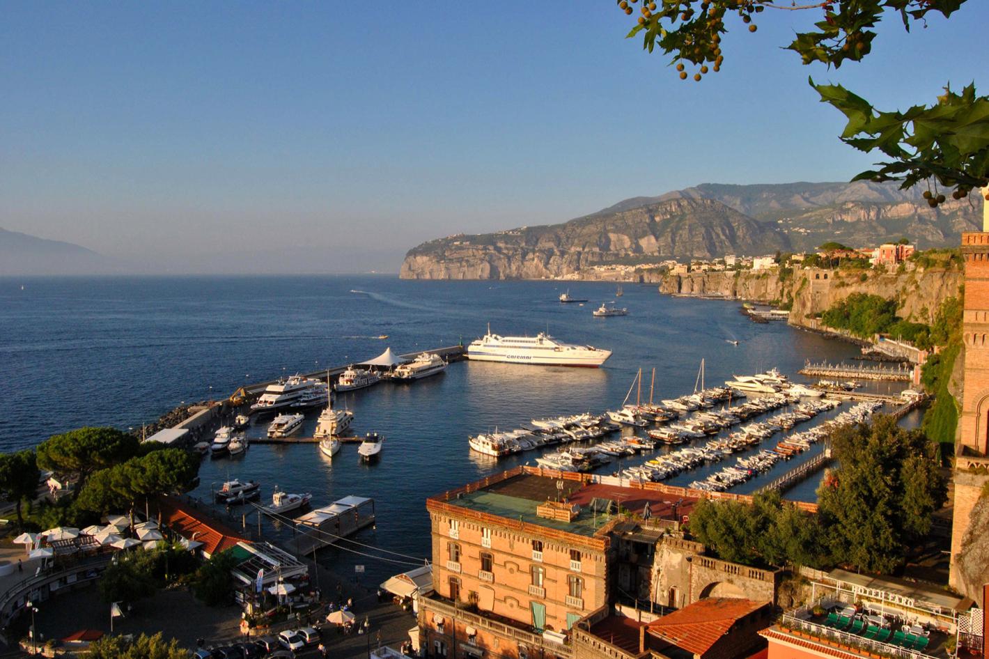 Sorrento, Pompeii & Positano