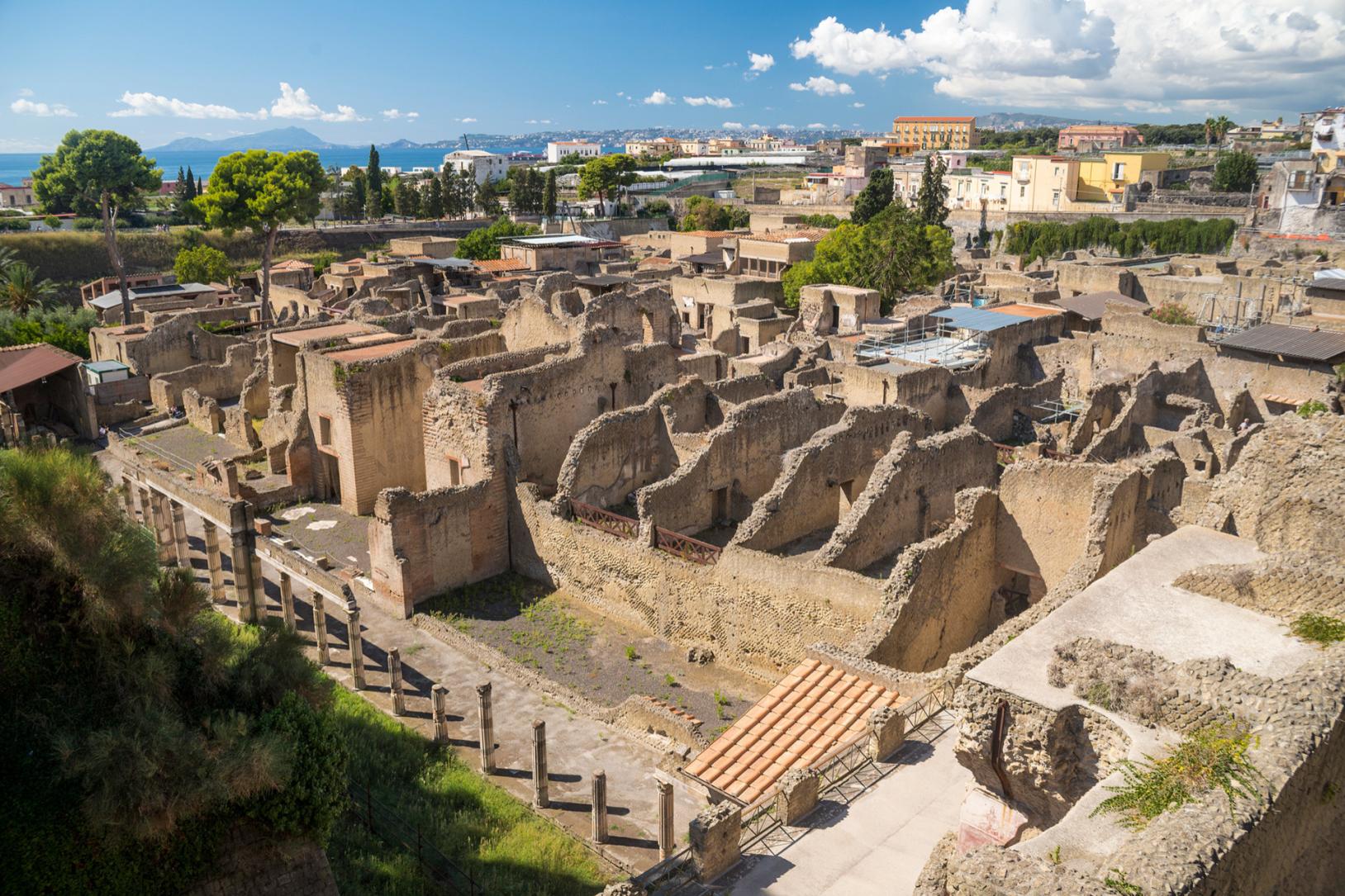 Pompeii and Herculaneum day tour